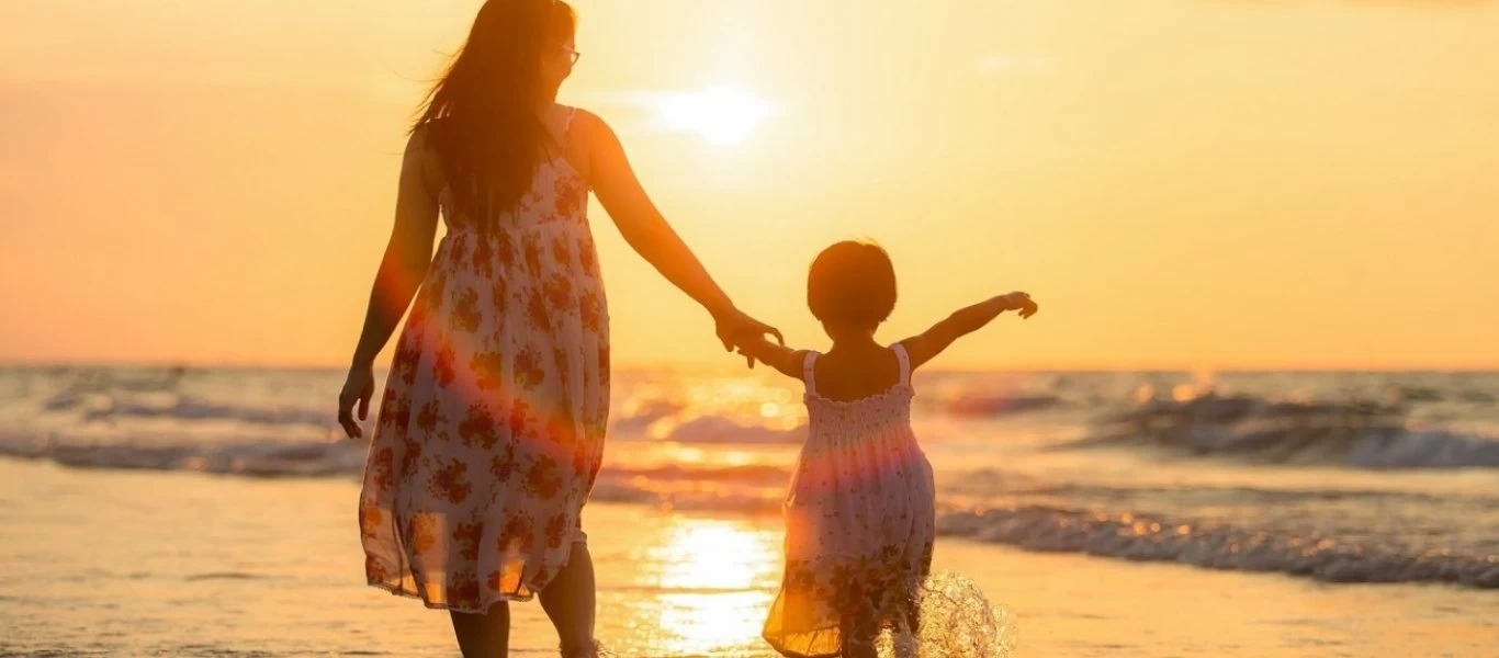 Τι αλλάζει φέτος το καλοκαίρι: Τεστ στους τουρίστες - Αποστάσεις για τους παραθεριστές